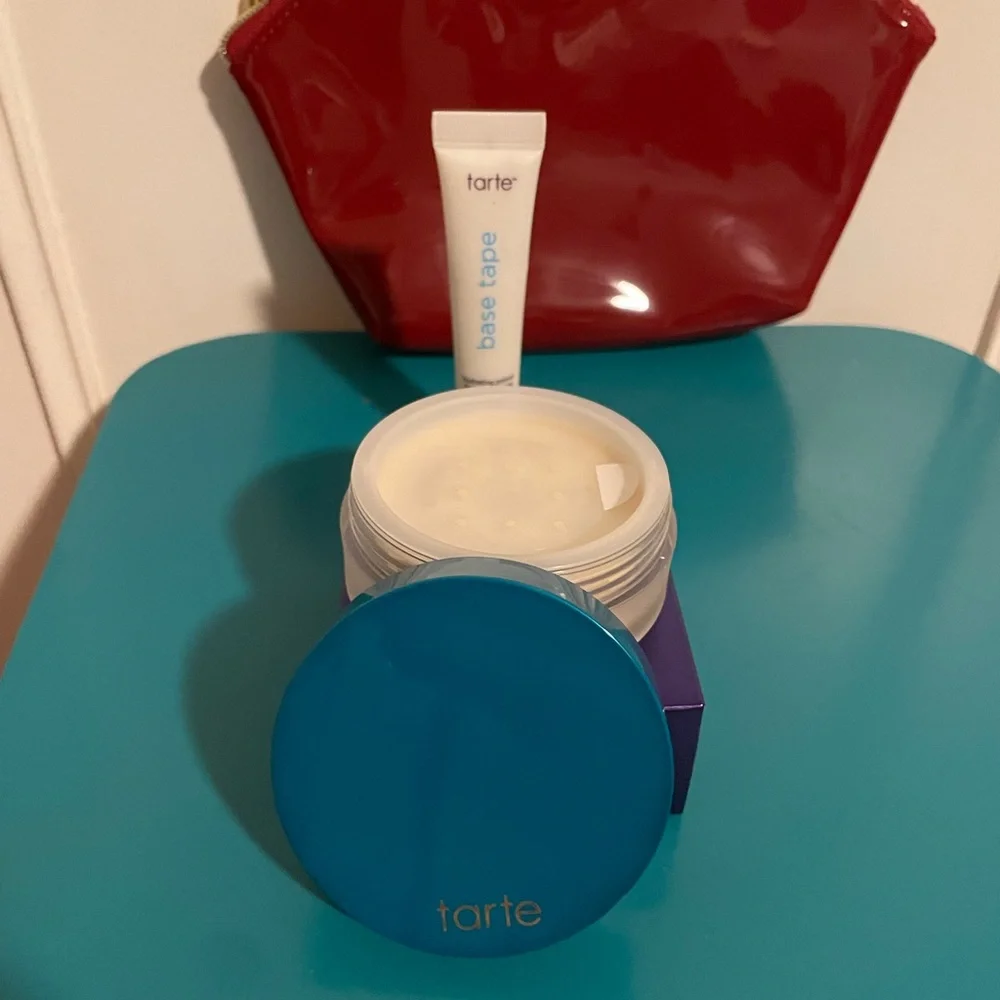 ☺️NewTarte Makeup Set with Red Cosmetic Bag